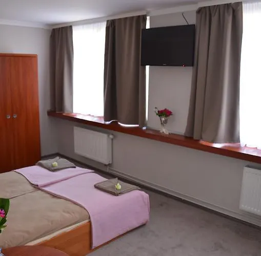 Hotel Pokoje Pracownicze -La Strada 2*