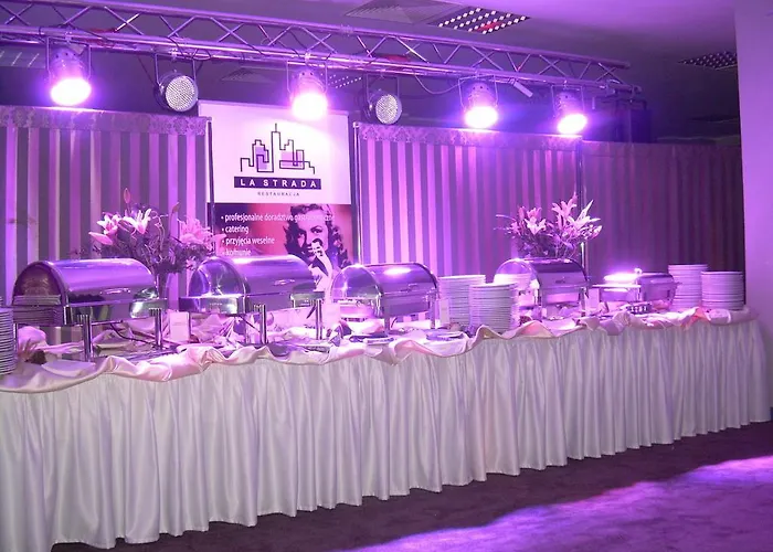 Pokoje Pracownicze -La Strada 2*